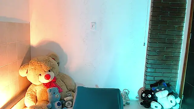 Im sarah online show from February 16, 8:03 am