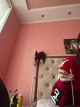 Flossy Vettie online show from December 22, 7:00 am