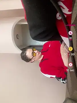 Flossy Vettie online show from April 24, 12:30 pm