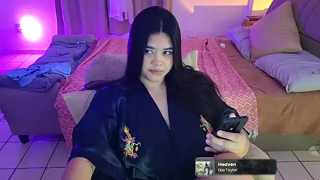 feluriana online show from May 15, 11:51 pm