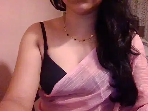 Snapshot of Pinky_4 chatting on September 15, 6:04 pm Pinky 4 online show from September 15, 6:04 pm