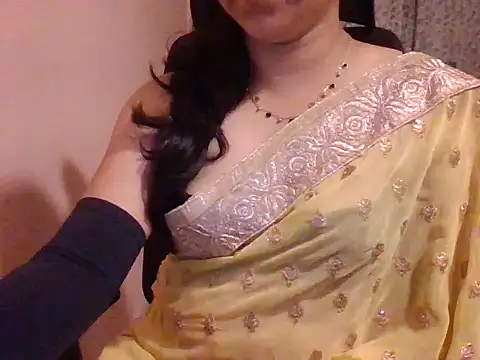 Snapshot of Pinky_4 chatting on September 13, 5:32 pm Pinky 4 online show from September 13, 5:32 pm