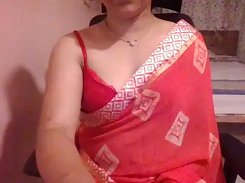Snapshot of Pinky_4 chatting on October 10, 2:33 pm Pinky 4 online show from October 10, 2:33 pm