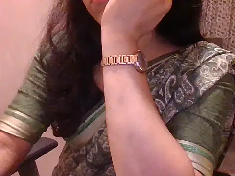 Pinky 4 online show from June 12, 2:25 pm