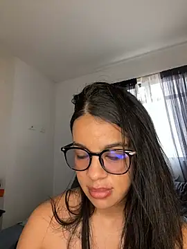 trianawhite online show from May 6, 3:38 pm