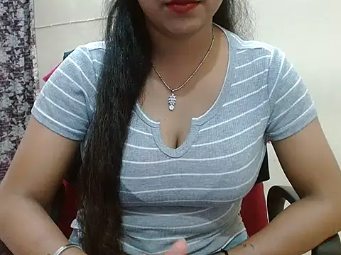 LovingPihu online show from April 23, 5:59 am