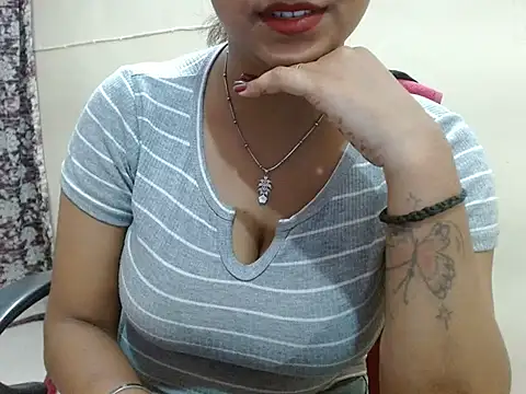 LovingPihu online show from April 23, 12:29 pm