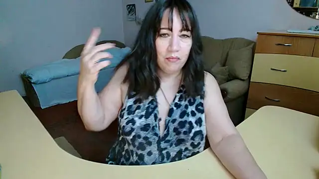 Lucretia Goldi  online show from November 1, 10:36 pm