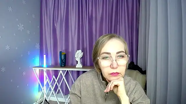 queen a n i online show from November 7, 11:16 am