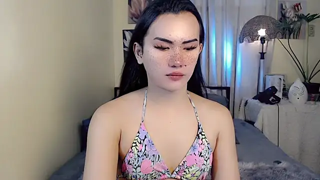 beatrice 21 online show from October 30, 12:35 am