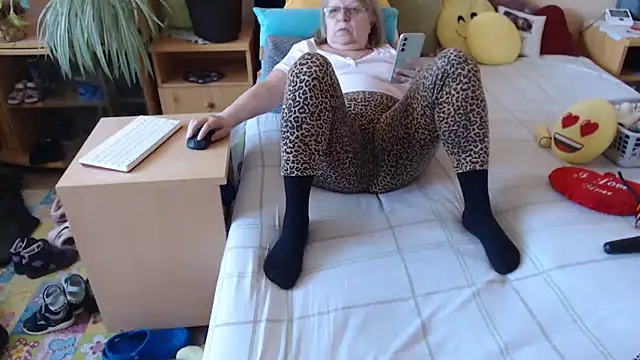 Margaret-milf online show from April 23, 3:25 pm