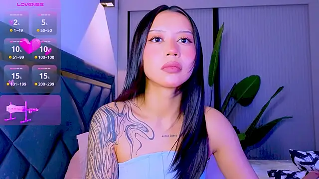 Mia Tin online show from June 10, 3:11 pm