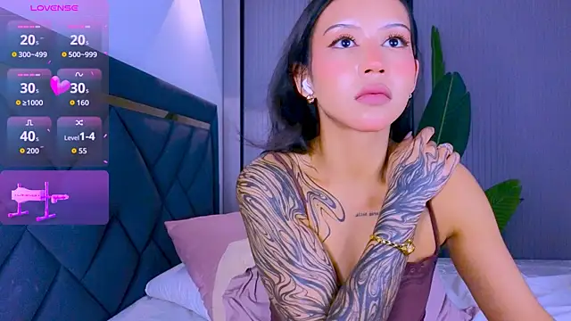 Mia Tin online show from June 11, 2:14 pm