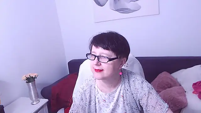 ChristaRose online show from April 30, 6:02 pm