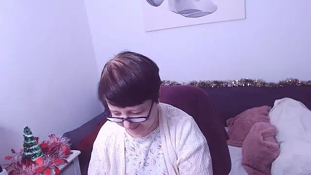 ChristaRose online show from December 19, 2:16 am