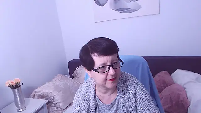 Snapshot of ChristaRose chatting on October 8, 11:42 pm ChristaRose online show from October 8, 11:42 pm