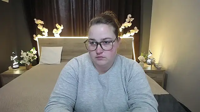 XX Daniella XX online show from April 23, 6:43 am