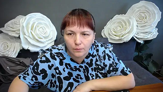 Snapshot of AliceInksSweetty chatting on September 14, 6:11 am AliceInksSweetty online show from September 14, 6:11 am