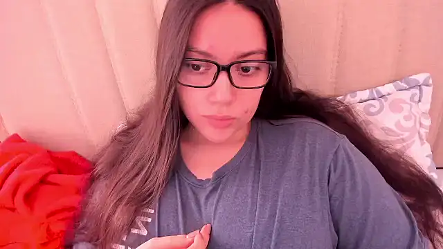 roniewester online show from April 24, 2:42 pm