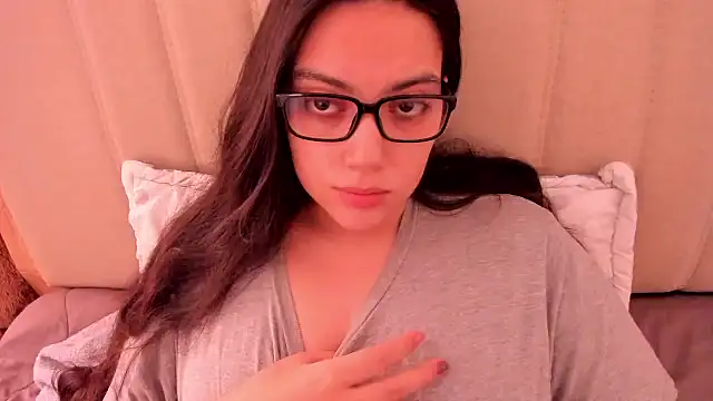 roniewester online show from June 22, 6:16 pm