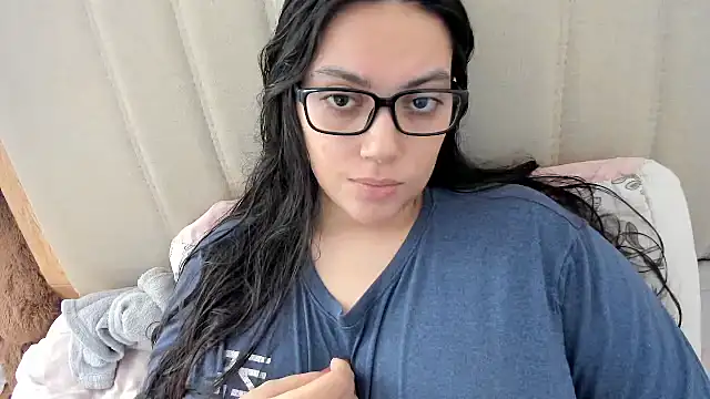 roniewester online show from May 28, 4:38 pm