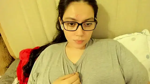 roniewester online show from May 22, 11:14 pm