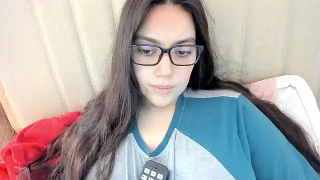 roniewester online show from June 6, 4:02 pm