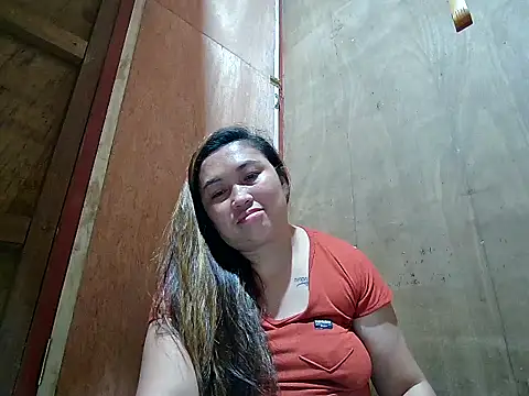Snapshot of LalaiAsian chatting on October 16, 3:58 pm LalaiAsian online show from October 16, 3:58 pm