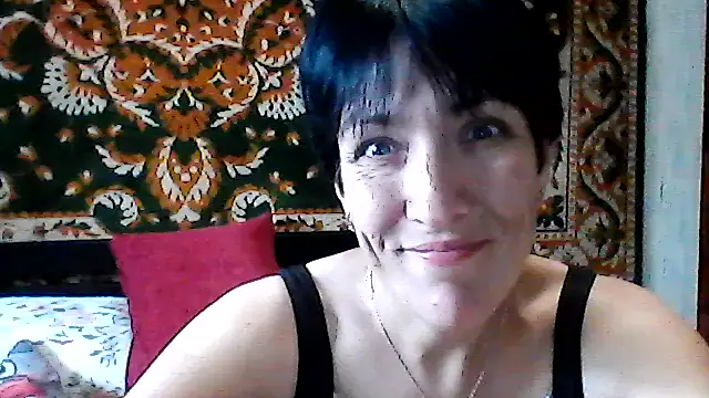 SunnyAmorre online show from June 8, 9:43 am