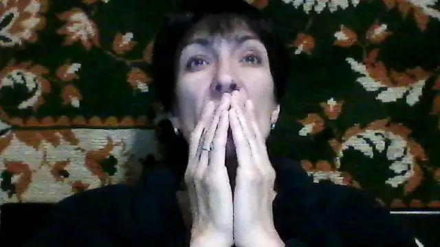 Snapshot of SunnyAmorre chatting on October 13, 9:06 pm SunnyAmorre online show from October 13, 9:06 pm