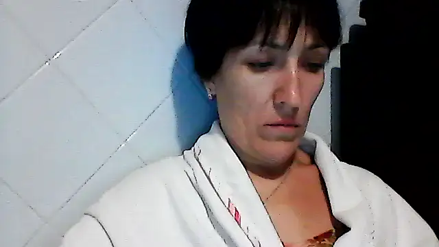 Snapshot of SunnyAmorre chatting on September 10, 10:43 pm SunnyAmorre online show from September 10, 10:43 pm