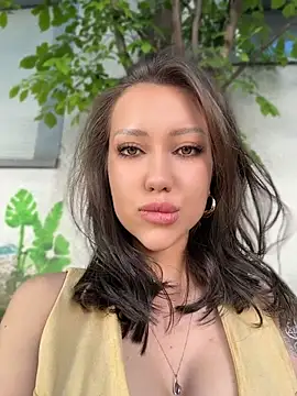 Musae online show from April 25, 2:03 pm