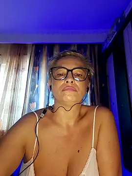 BellaBellaHot online show from September 14, 12:03 pm