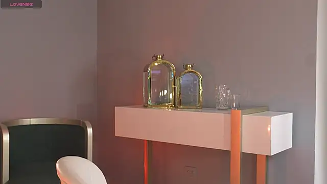 NaomiSainz online show from April 15, 3:01 pm