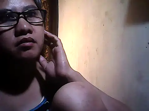 sweetsosie18 online show from December 23, 7:56 am