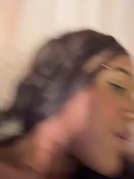 Kaiisa  online show from December 18, 12:48 am