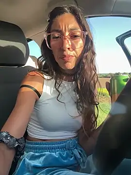 Amani thewolf online show from April 24, 5:27 pm