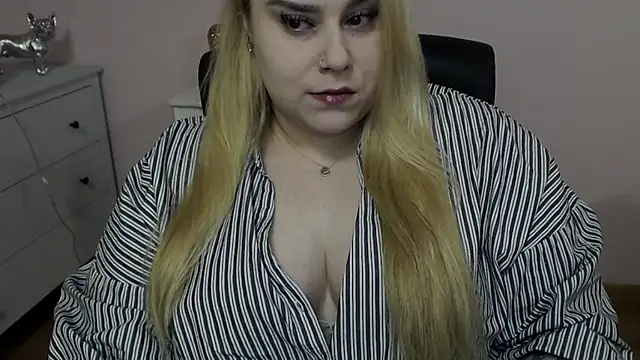 XgloryHAILEY online show from July 8, 9:06 pm