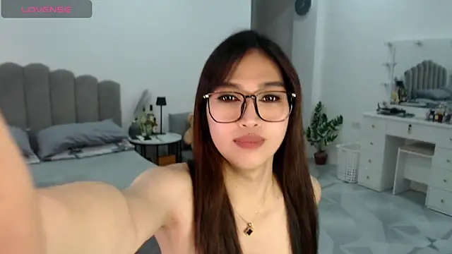 LoveMarieFoxxx online show from November 23, 12:02 am