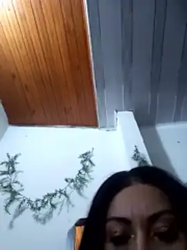 Tania mature online show from April 21, 5:09 pm