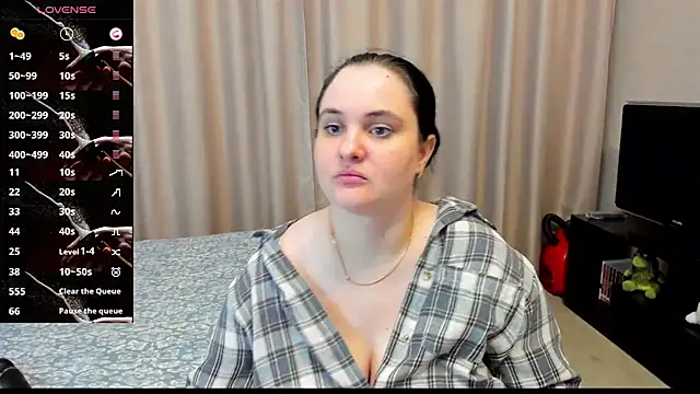 AlanaBrox online show from May 4, 6:44 pm