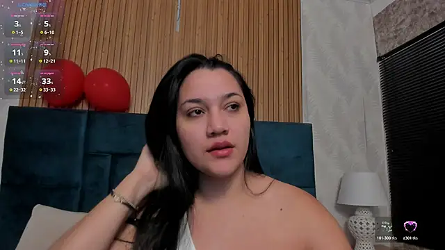 Kareena chopra online show from February 16, 12:16 pm