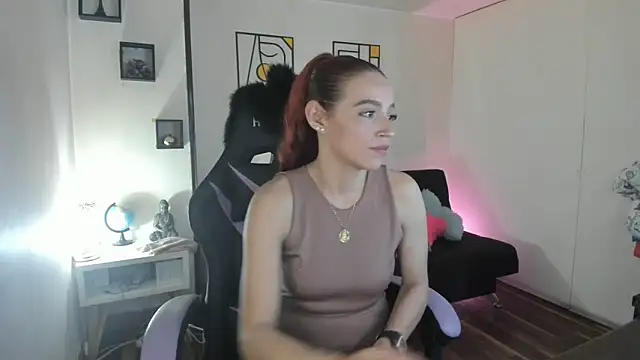 Snapshot of kay_marie chatting on October 12, 8:22 pm kay marie online show from October 12, 8:22 pm