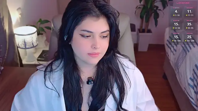 Alyaa s online show from April 28, 2:27 am