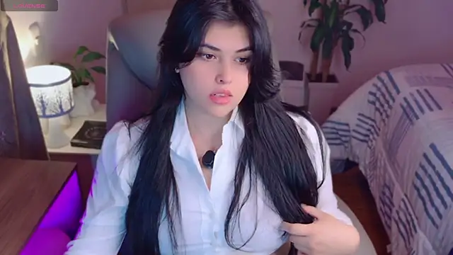 Alyaa s online show from April 29, 2:59 am