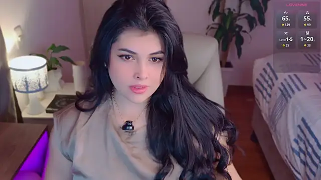 Alyaa s online show from April 28, 1:03 am