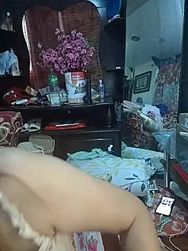 HotsexyNaughtysweetbaby online show from February 3, 6:00 am