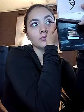 Emiily W online show from October 24, 1:18 pm