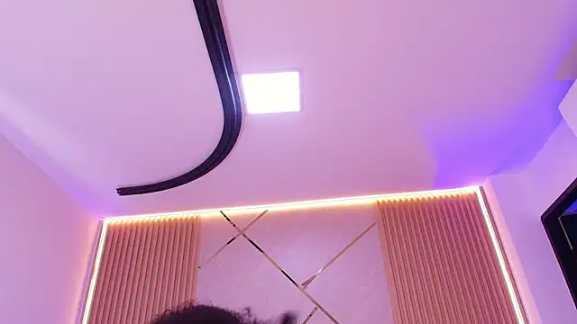 naia blessed online show from April 23, 7:16 pm