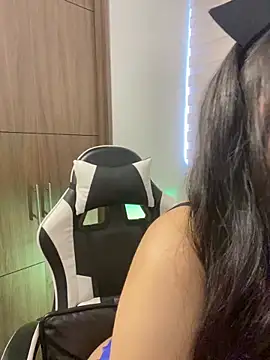 Snapshot of KateDeLatorre chatting on September 13, 9:45 pm KateDeLatorre online show from September 13, 9:45 pm